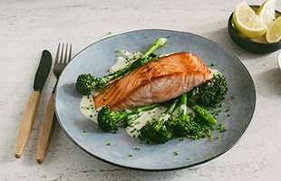 แซลมอนย่างซอสเลมอนบัตเตอร์สด