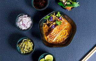 ข้าวซอยแซลมอนนอร์เวย์